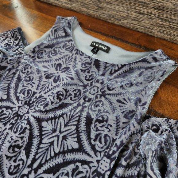 Dress Velvet Embossed Small Bodycon - Picture 5 of 5